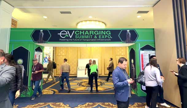 綠色征程，創(chuàng)新領航：鴻嘉利EVCS 2025展圓滿收官！(圖2)